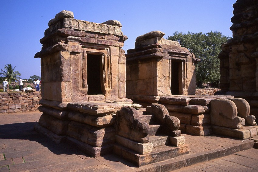 アイホーレ遺跡 aihole temples 5