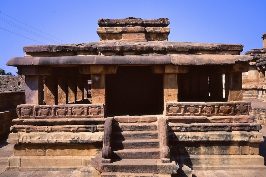 アイホーレ遺跡 aihole temples 6