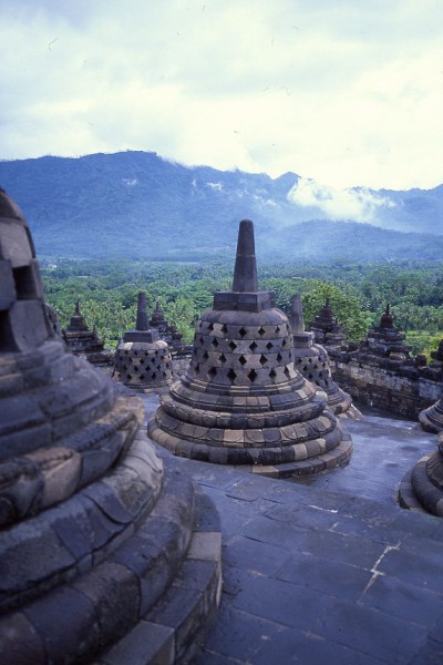 borobudur temple (Jawa) 5