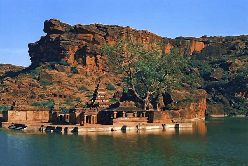 バダーミー遺跡 Badami temples 4