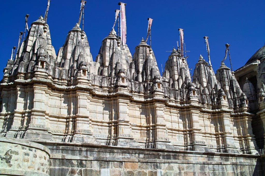 ラーナクプルのアーディナータ寺院 adinatha temple (Ranakpul) 2