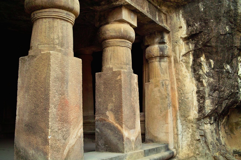 エレファンタ島の石窟寺院 shiva cave temple (elephanta island) 2