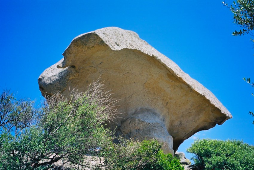 キノコ岩（サルディニア島）Arzachena (Sardegna)